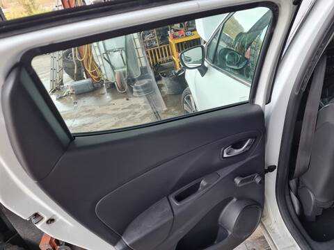 Elevalunas Manual Trasero Izquierdo Renault Clio ZEN 89CV 66KW