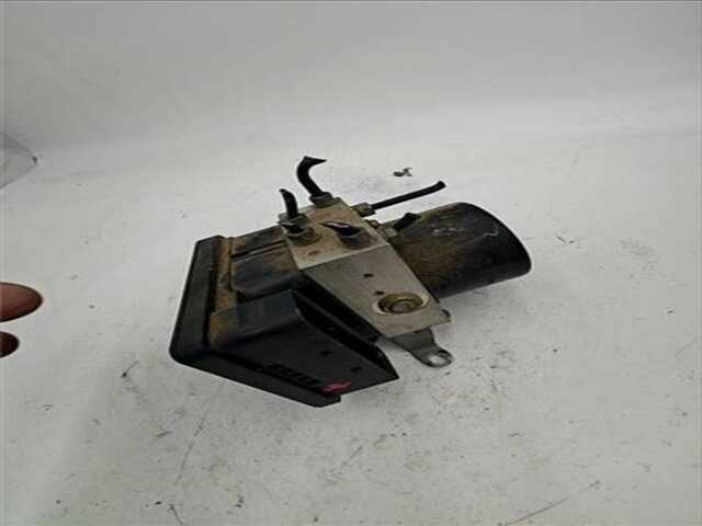 Foto 1ª: Abs Bmw Serie 1 114 2.0 120D [2.0 LTR. - 120 KW 16V DIESEL] [20-4D-A]