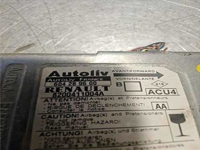 Foto 2ª: Centralita Airbag Renault Megane 1.6 16V II SEDAN (LM0/1_) [K4M 812]