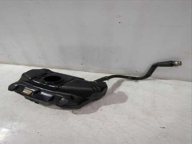 Foto 2ª: Deposito de Combustible Peugeot 107 1.4 HDI 54CV [8HT (DV4TD)] (2005)