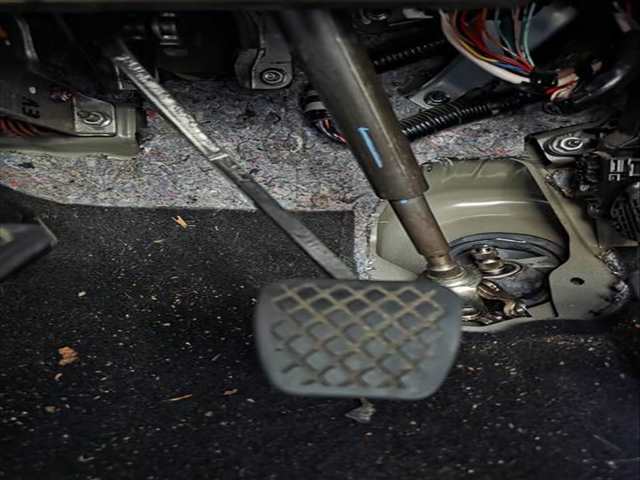 Pedal Freno Honda Crv N22B4 RE)