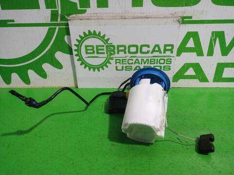 Foto 3ª: Aforador Volkswagen T-Roc BASIS 110CV [DLAA] (2021)