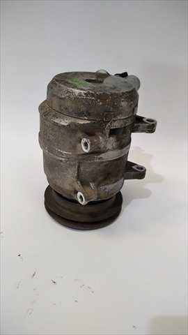 Foto 2ª: Compresor Aire Acondicionado Nissan Serena 2.3 D [D/LD23 A] (1996)