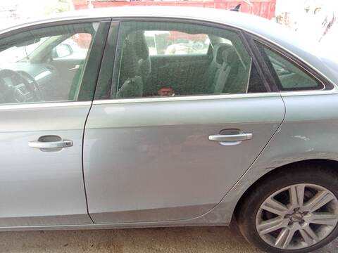 Foto 1ª: Puerta Trasera Izquierda Audi A4 2.7 TDI 190CV 140KW [CAMA,CGKA] (2011)