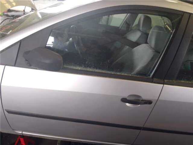 Puerta Delantera Izquierda Ford Fiesta 1.4 TDCI