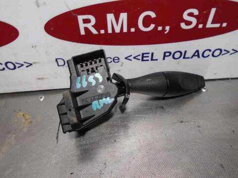 Foto 2ª: Mando Multifuncion Ford Focus 1.8 TDDI TD CAT BERLINA 90CV 66KW [C9DB] (2001)