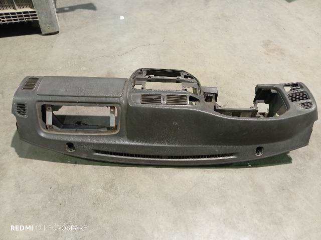 Foto 2ª: Salpicadero Nissan Patrol 2.8 TD [RD28ETI] (1999)