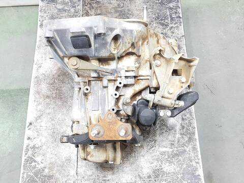 Foto 3ª: Caja Cambios Fiat 500 LOUNGE VERSION CORTA) 126CV 93KW [263A7000] (2015)