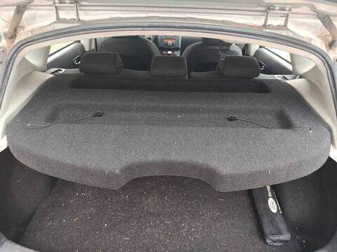 Bandeja Trasera Nissan Qashqai MR20DE
