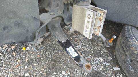 Brazo Suspension Delantero Izquierdo Peugeot 3008 ALLURE 131CV 96KW