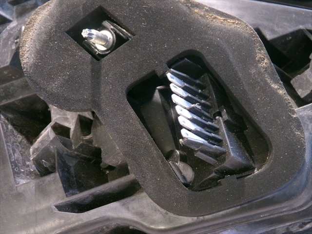 Foto 3ª: Piloto Trasero Derecho Opel Astra 1.7 CDTI MODELO H,2003-2010 [Z17DTH] (2005)