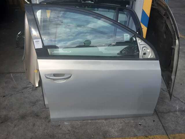 Puerta Delantera Derecha Volkswagen Golf 2.0 TDI 140CV
