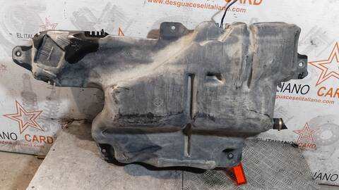 Foto 2ª: Deposito de Combustible Mercedes Citan 109 CDI LANG A2) 415703) 90CV 66KW [K9K B6] (2013)