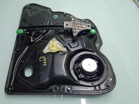 Elevalunas Manual Trasero Izquierdo Volkswagen Passat ADVANCE 140CV 103KW