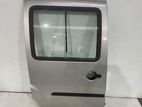 Foto 3ª: Puerta Lateral Corredera Derecha Fiat Doblo 1.9 D ACTIVE 05.2004 ) 63CV 46KW [223A6000] (2004)