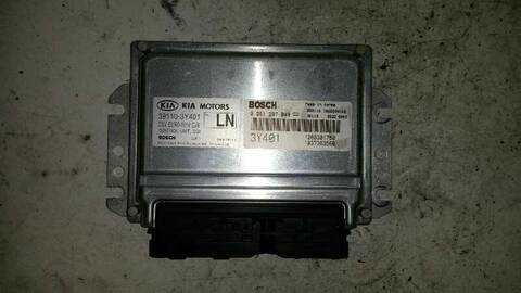 Centralita Motor ECU Kia Carnival 2.5 V6 CAT 150CV 110KW