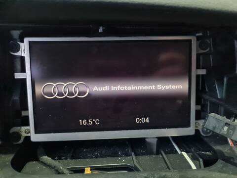 Foto 1ª: Pantalla Multifuncion Audi A4 BASICO 143CV 105KW [CAGA] (2008)