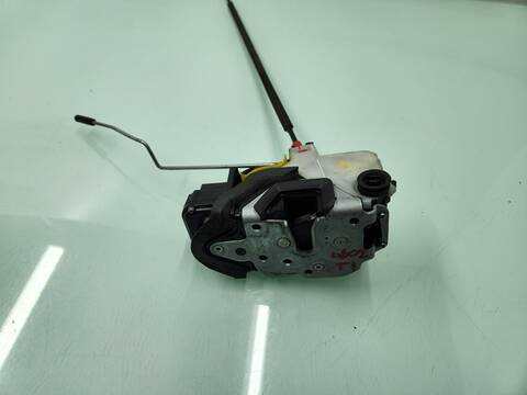 Foto 1ª: Cerradura Puerta Trasera Izquierda Opel Zafira EXPRESSION START/STOP 120CV 88KW [B16DTH] (2016)