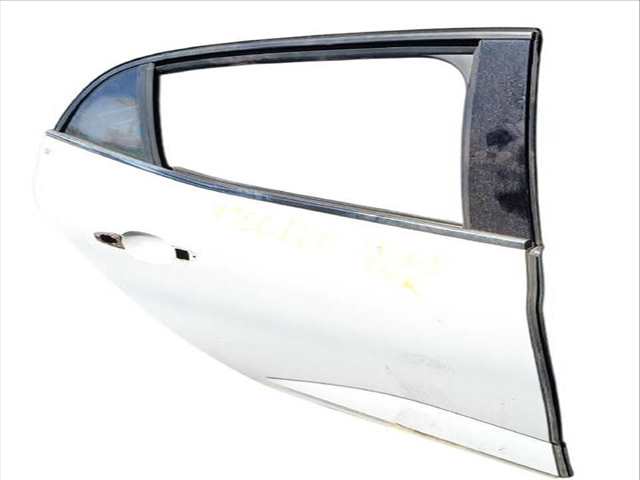 Foto 2ª: Puerta Trasera Derecha Renault Megane 1.5 DCI 90 B9A1) HATCHBACK IV HATCHBACK B9A/M/N_) (2015)