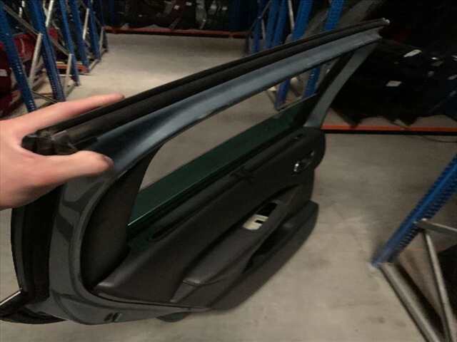 Foto 2ª: Puerta Trasera Izquierda Peugeot 5008 2.000 HDI 150CV/110KW [RHE] (2009)