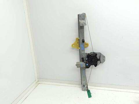 Elevalunas Eléctrico Delantero Derecho Renault Clio ZEN 118CV 87KW