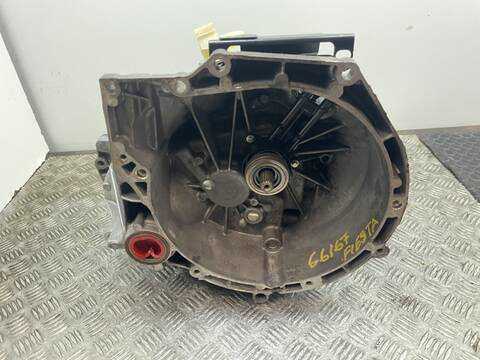 Foto 1ª: Caja Cambios Ford Fiesta SFJB (2014)