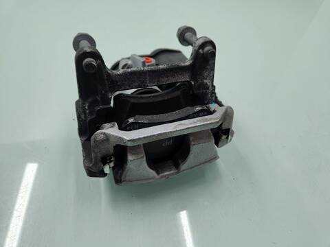 Foto 3ª: Pedal Embrague Audi Q5 40 TDI QUATTRO S LINE 204CV 150KW [DTPA] (2022)