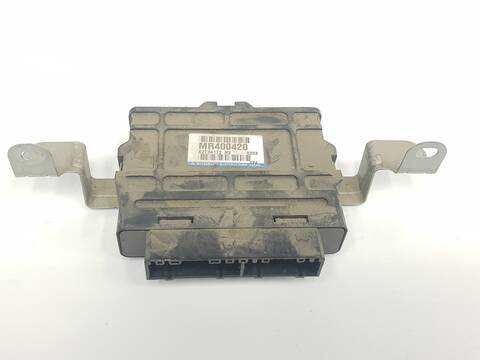 Foto 2ª: Centralita Motor ECU Mitsubishi Montero 3.2 DI-D 160CV [4M41] (2000)