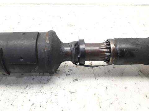 Foto 2ª: Transmision Central Nissan Terrano 2.7 TD 125CV 92KW (1997)