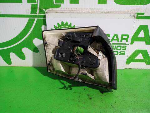 Foto 2ª: Piloto Trasero Derecho Audi A4 2.5 TDI 120KW) BERLINA 163CV (2004)