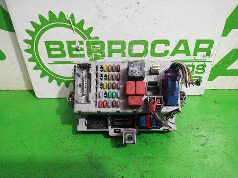 Caja Reles Fusibles Lancia Y 1.3 MULTIJET 16V ARGENTO 10.2006 ) 75CV