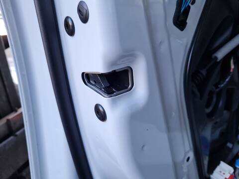 Cerradura Puerta Delantera Izquierda Skoda Superb ACTIVE 150CV 110KW