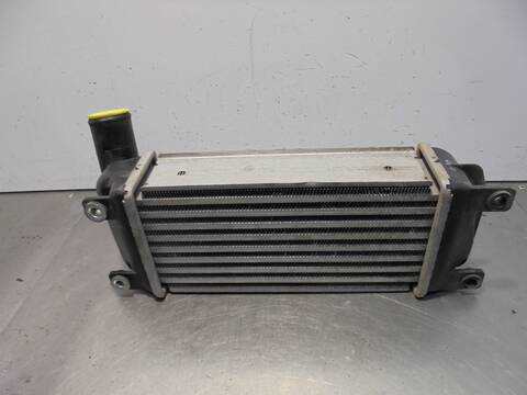 Foto 4ª: Intercooler Toyota Auris ACTIVE 90CV 66KW [1ND] (2015)