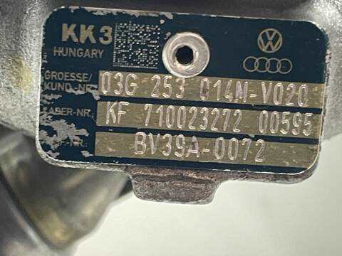 Foto 3ª: Turbocompresor Volkswagen Golf BLS (2008)