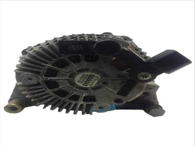 Foto 3ª: Alternador Peugeot 407 2.0 HDI 135 (2004)