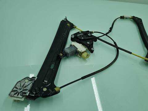 Foto 4ª: Elevalunas Eléctrico Delantero Derecho Bmw Serie 1 114 116D 116CV 85KW [N47D20C] (2013)