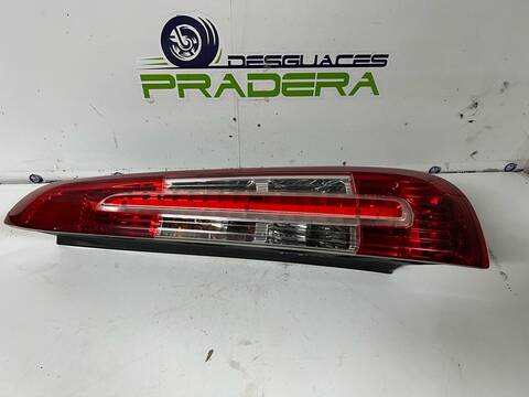 Foto 1ª: Piloto Trasero Derecho Ford C Max BUSINESS 90CV 66KW CB3) [HHDA] (2009)