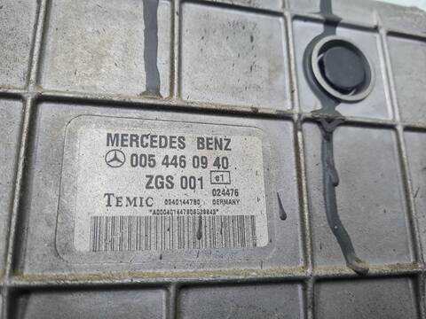 Foto 3ª: Centralita Motor ECU Mercedes Vario PRDK - 616 D OM 904 LA CABINA DOBLE 156CV 115KW [OM904LAIII/7] (2009)