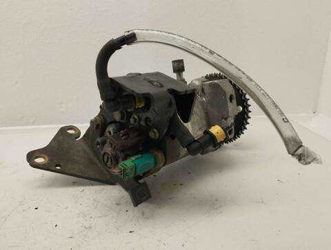 Foto 3ª: Bomba Inyeccion Ford Mondeo TREND BERLINA 131CV 96KW [FMBA] (2002)