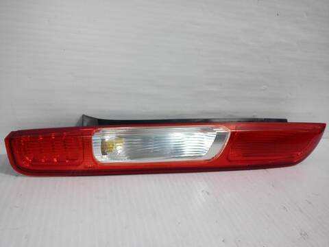 Foto 3ª: Piloto Trasero Izquierdo Ford Focus TREND 101CV [HWDA] (2004)