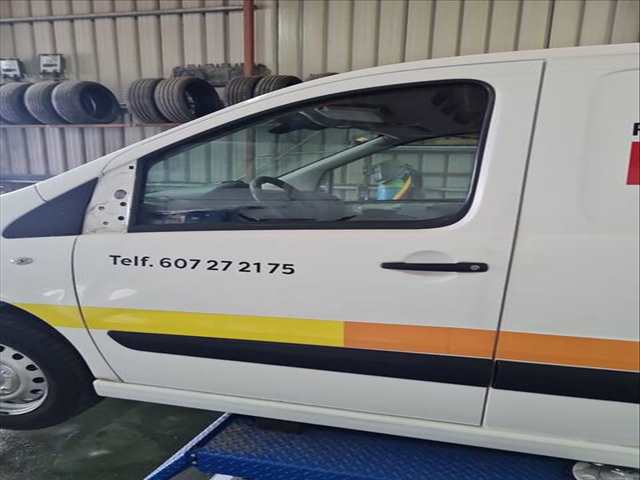 Puerta Delantera Izquierda Peugeot Expert 2.0 HDI 130 128CV 94KW FURGONETA