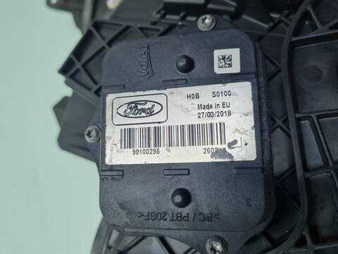 Foto 3ª: Faro Derecho Ford Kuga ST-LINE X GRAPHITE 149CV 110KW (2019)