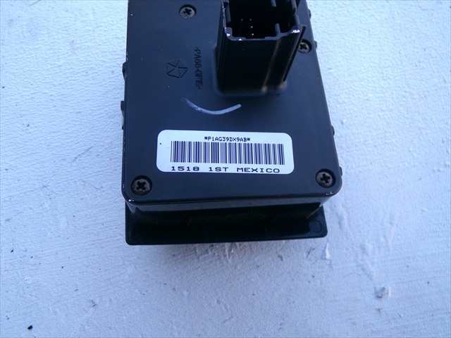 Foto 3ª: Mando Luces Chrysler Grand Voyager 2.8 CRDI 2008-2015 [VM64C] (2009)