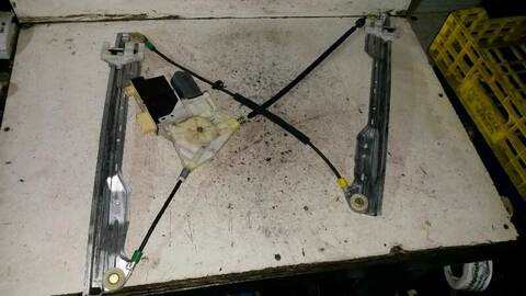 Foto 2ª: Elevalunas Eléctrico Delantero Izquierdo Citroen C5 1.6 16V HDI FAP BERLINA 109CV 80KW [9HZ] (2006)