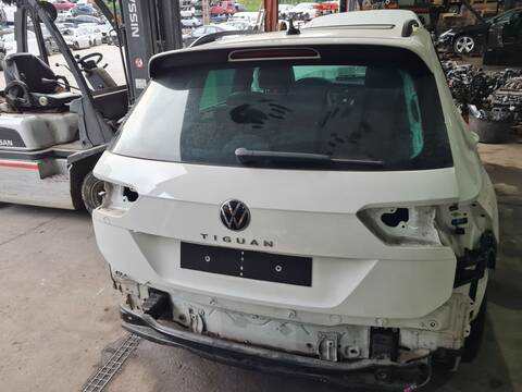 Portón Volkswagen Tiguan R LINE 150CV
