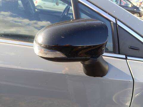 Retrovisor Derecho Toyota Avensis BUSINESS ADVANCE 143CV 105KW