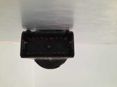 Foto 2ª: Mando Luces Seat Alhambra FANCY 116CV 85KW [AUY] (2004)