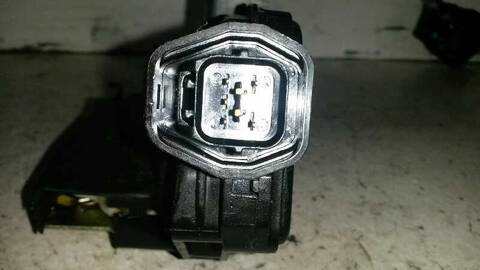 Foto 3ª: Cerradura Puerta Delantera Derecha Hyundai Trajet 2.0 16V CAT 136CV 100KW [G4JP] (2002)