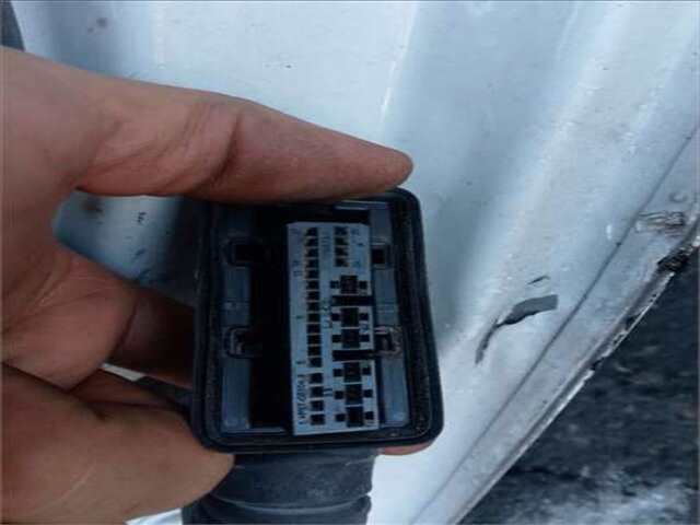 Foto 3ª: Puerta Delantera Izquierda Audi A3 1.6 AMBIENTE [1.6 LTR. - 81 KW TDI]