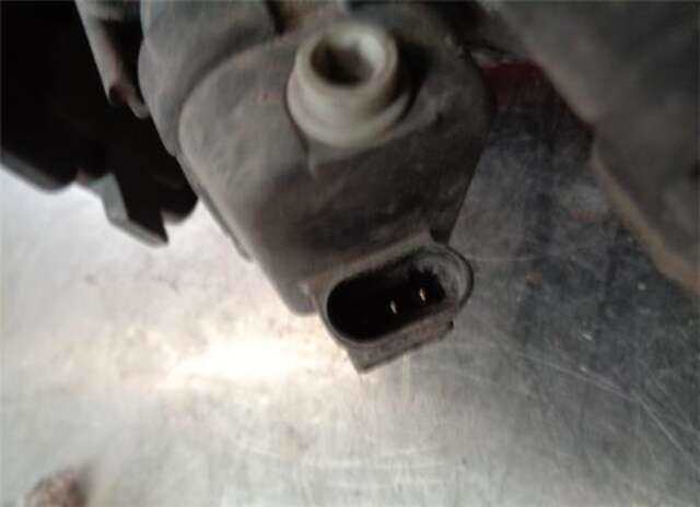Foto 2ª: Faro Izquierdo Renault Kangoo 1.2 AUTHENTIQUE [1.2 LTR. - 55 KW] [D4F712]